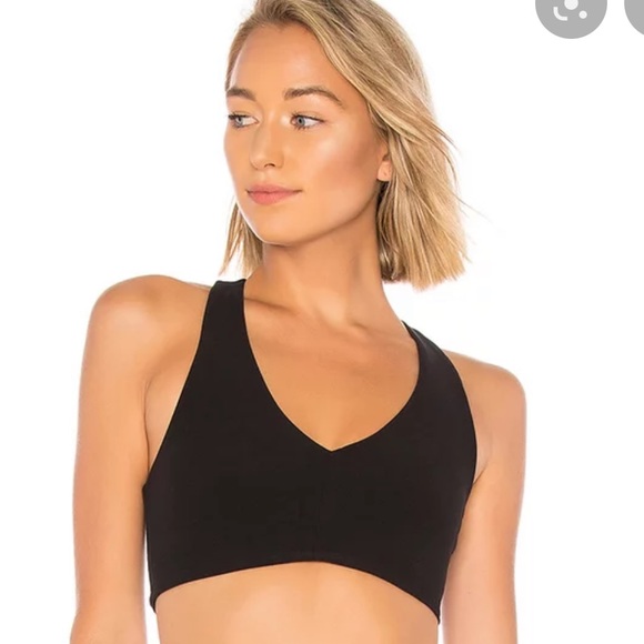ALO Yoga Other - Alo yoga alo soft base bra black